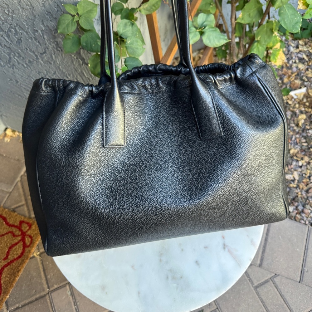 SOLD Celine Pebbled Calf Leather Cabas Drawstring Cuir Triomphe Tote - Picture 5 of 13
